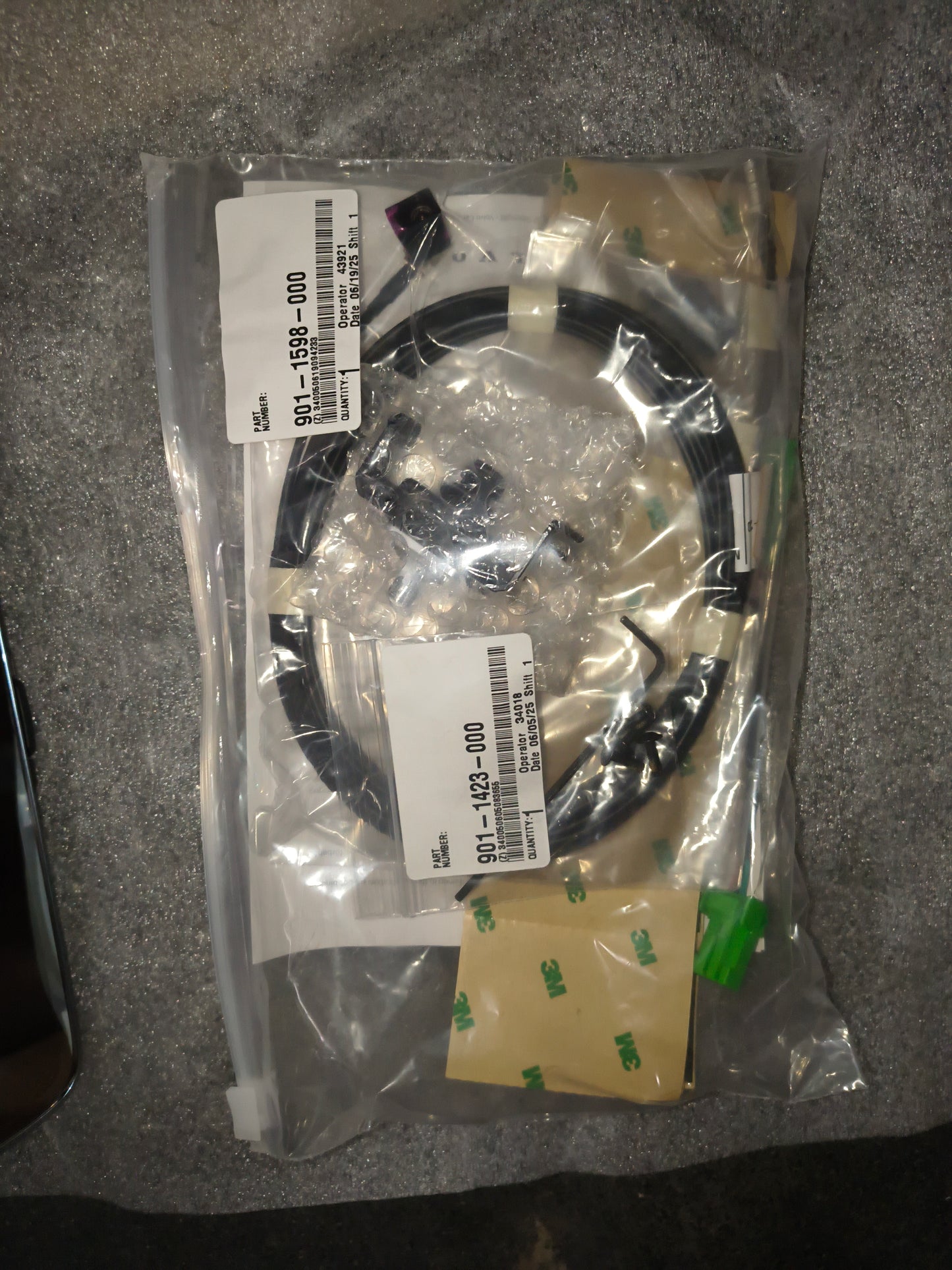 2025-2027 Volvo EX90 Digital Auto-Dimming Rearview Mirror with Camera Assembly 🚘🪞