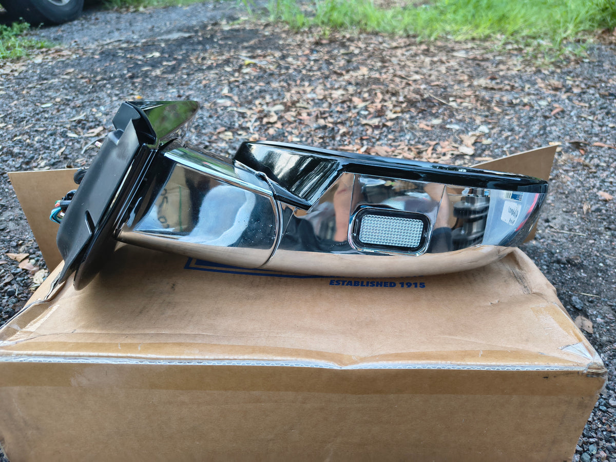 2007-2014 Cadillac Escalade / ESV / EXT Passenger Side Power Folding Mirror 🚗🪞