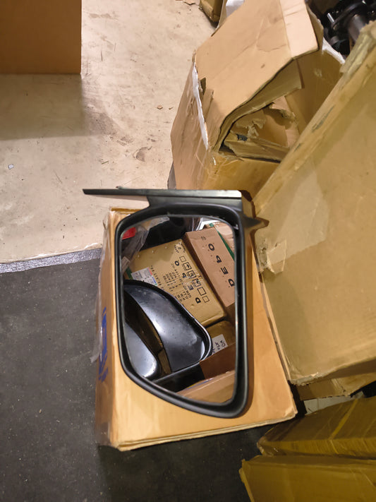 1989-1998 Geo Tracker / Suzuki Sidekick / 1998 Chevy Tracker Left Driver Side Manual Mirror Assembly (Paintable) 🚘 🪞