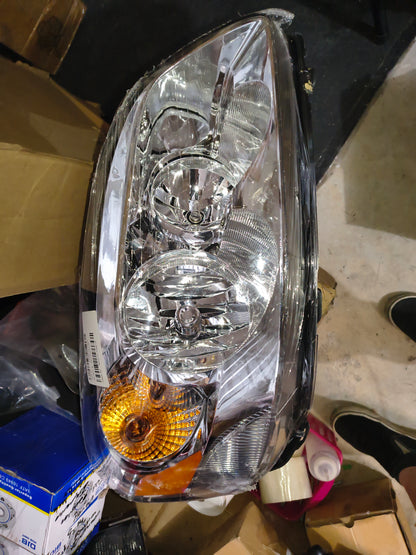 2006-2011 Buick Lucerne Driver & Passenger Side Halogen Headlight Assemblies Set (CAPA Certified) 🚘