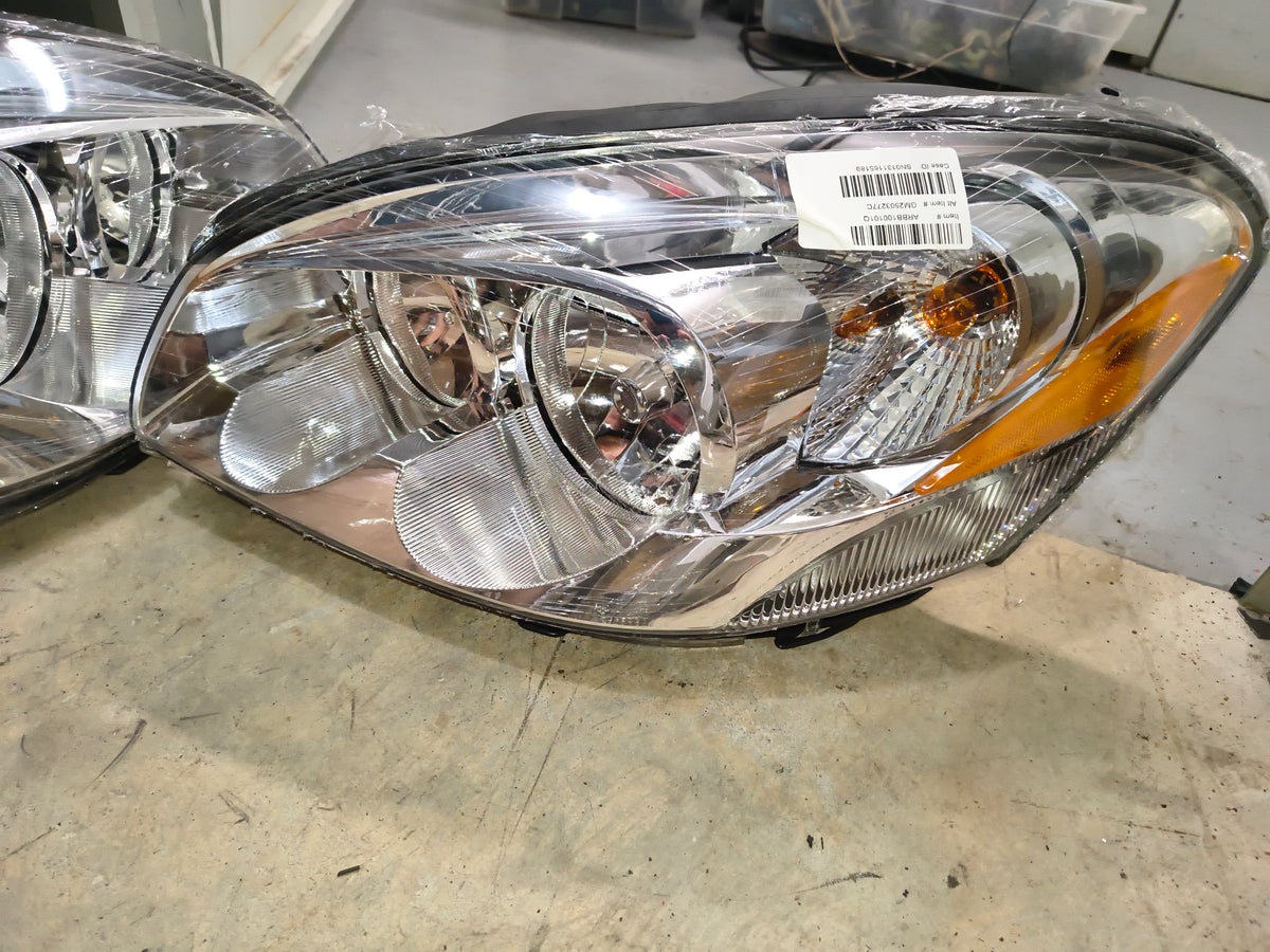 2006-2011 Buick Lucerne Driver & Passenger Side Halogen Headlight Assemblies Set (CAPA Certified) 🚘
