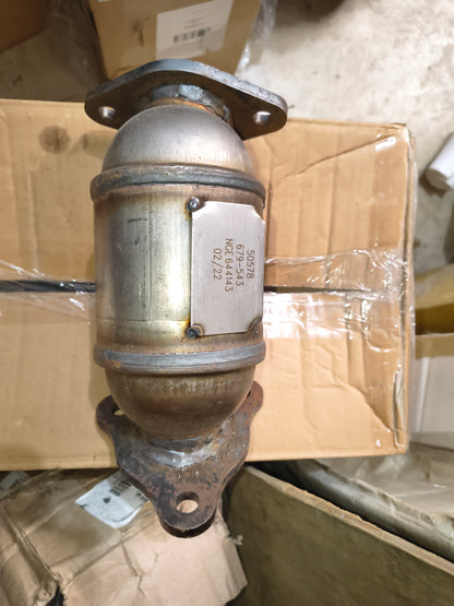 2010 Buick Allure / 2010-2011 Buick LaCrosse 3.6L V6 Rear Catalytic Converter 💨🚗