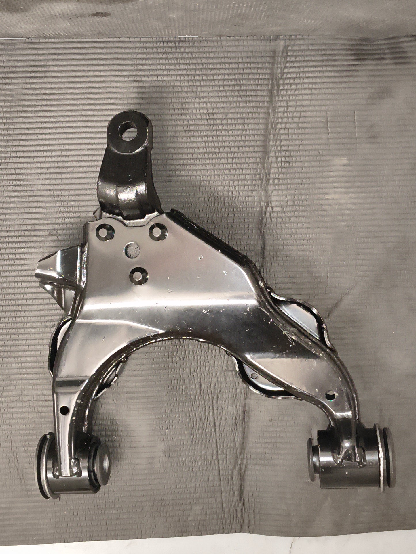 2004-2007 Toyota Sequoia & 2004-2006 Tundra Front Passenger Side Lower Control Arm (Right RH) 🚘🔩