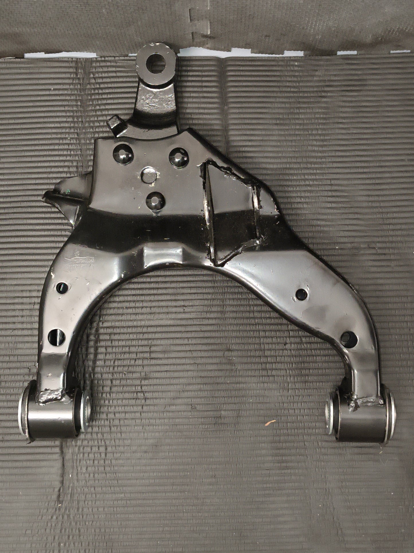 1996-2002 Toyota 4Runner Front Driver Side Lower Control Arm (Left LH) 🚘🔩