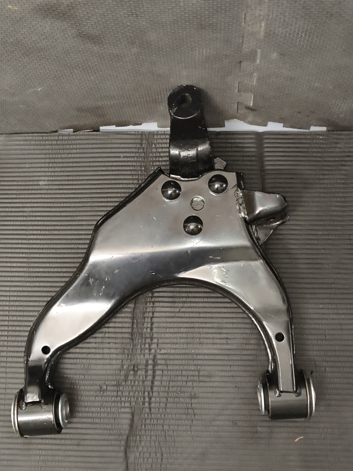 1996-2002 Toyota 4Runner Front Driver Side Lower Control Arm (Left LH) 🚘🔩
