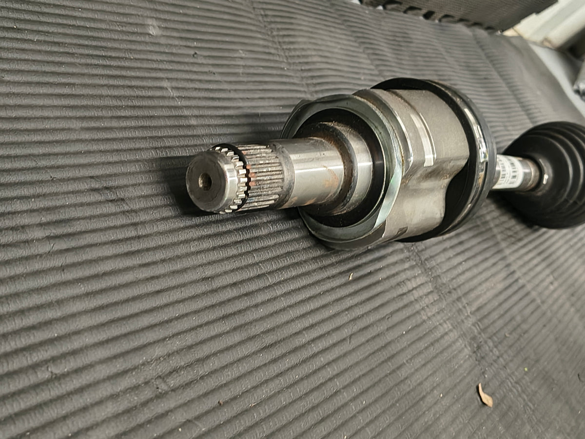 2012-2017 Toyota Camry Front Driver Side CV Axle Assembly (2.5L 4-Cylinder, Automatic Transmission) 🚘🔩