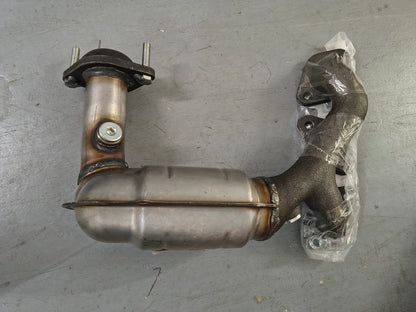 2001-2008 Ford Escape, Mazda Tribute & Mercury Mariner Front Catalytic Converter & Exhaust Manifold Assembly (3.0L V6) 🚘🔩