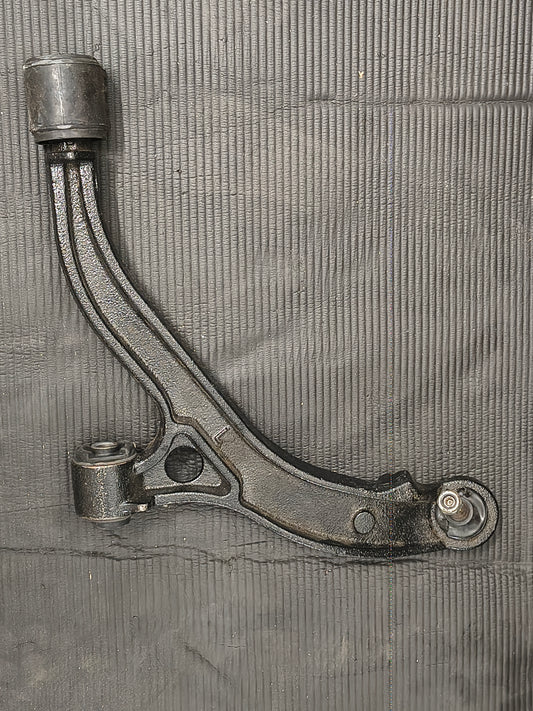 2001-2007 Chrysler Town & Country, Dodge Caravan & Grand Caravan Front Driver Side Lower Control Arm with Ball Joint 🚘🔩