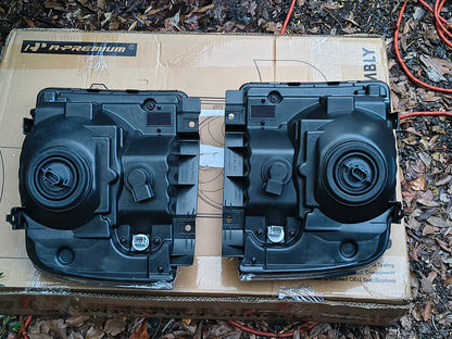 2005-2007 Ford F-250, F-350, F-450 & F-550 Super Duty Driver & Passenger Side Halogen Headlight Assemblies Pair 🚘💡
