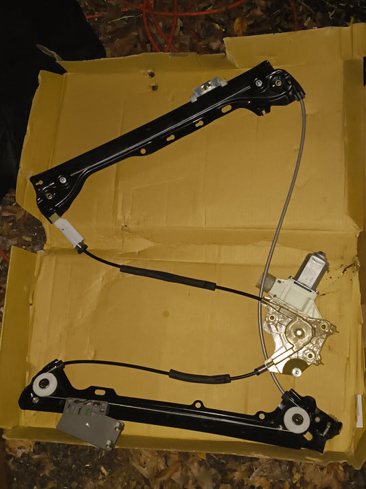 2007-2013 BMW 3 Series Coupe & Convertible Front Passenger Side Power Window Regulator with Motor Assembly 🚘🪟