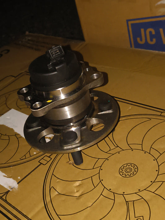 2018-2022 Kia Rio & Hyundai Accent Rear Wheel Bearing & Hub Assembly with ABS Sensor (4 Lug) 🚘🛞