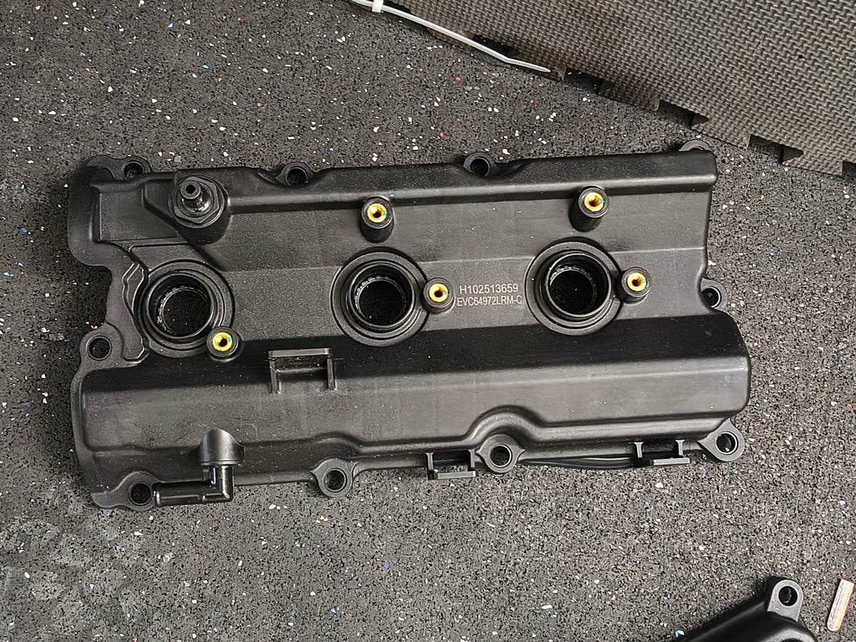2003-2008 Nissan 350Z & Infiniti G35, M35, FX35 3.5L V6 Driver & Passenger Engine Valve Covers Pair with Gaskets & Hardware 🚘⚙️