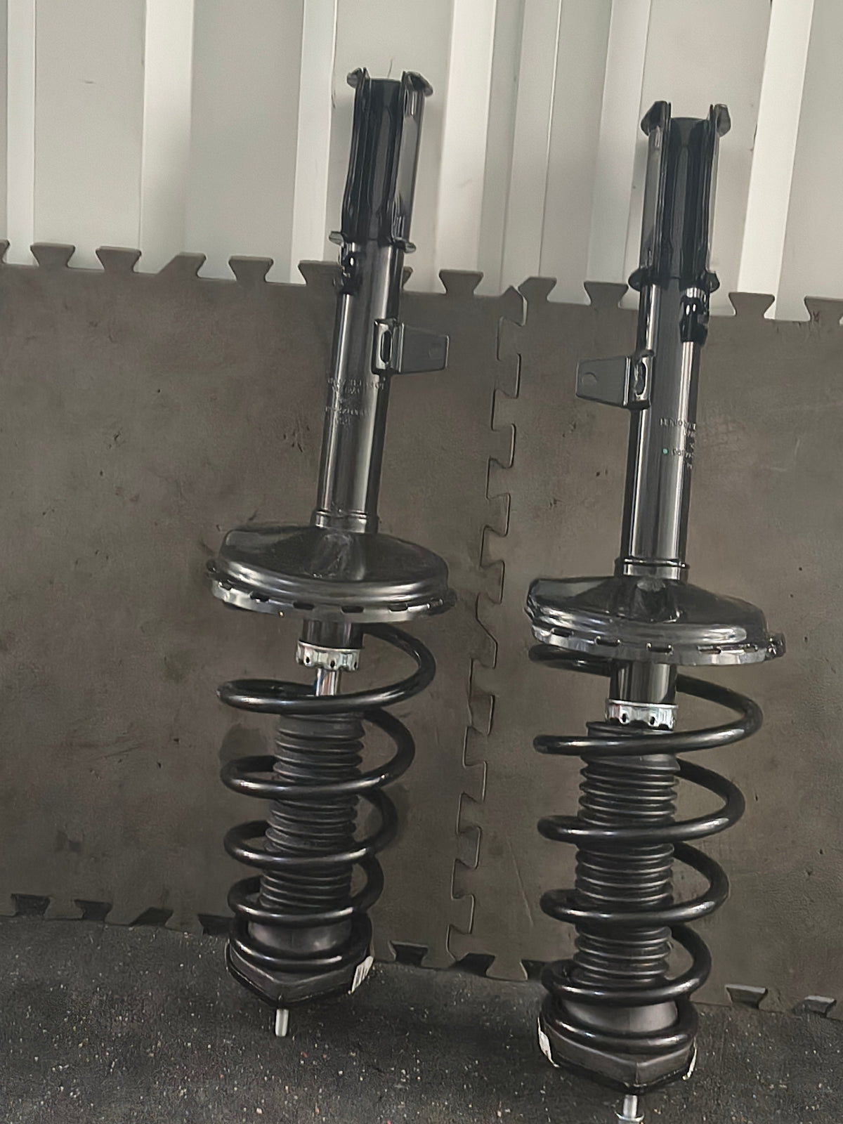 2008-2013 Toyota Highlander (FWD) Rear Driver & Passenger Side Complete Loaded Strut Assemblies Set 🚘🔧