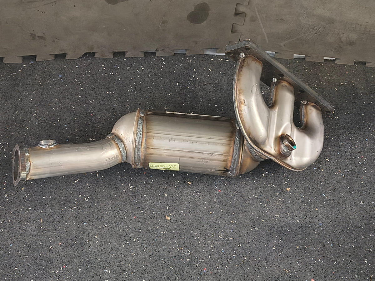2001–2006 BMW 325i / 325Ci / 330i / 330Ci (2.5L & 3.0L) Rear Exhaust Manifold Catalytic Converter 🚘🔧
