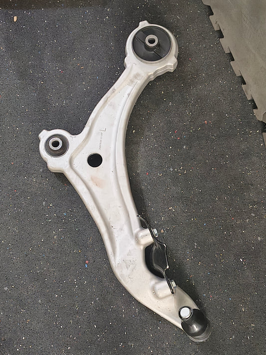 2011–2017 Nissan Quest Front Driver Side Lower Control Arm Assembly with Ball Joint 🚘🔧