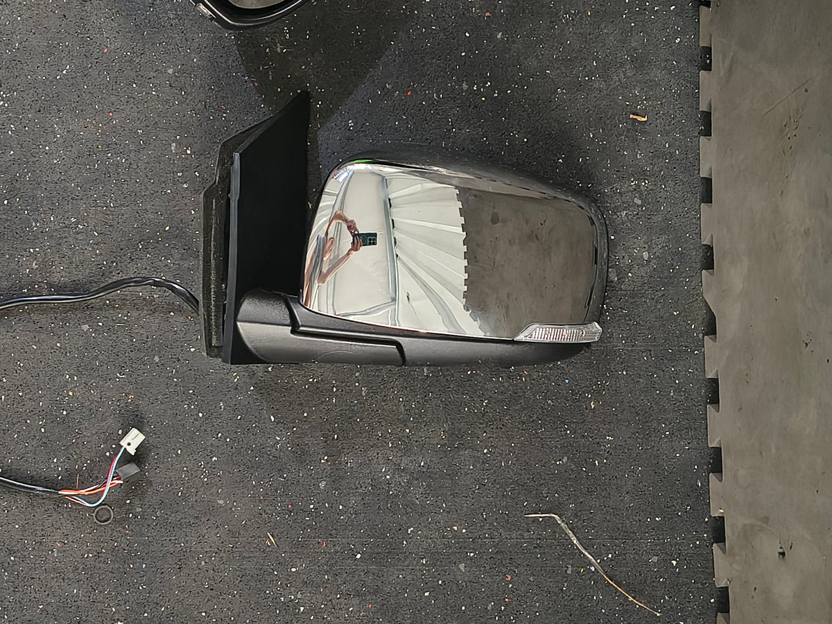 2011–2020 Dodge Grand Caravan & Chrysler Town & Country / Voyager Driver Side Power Heated Door Mirror (Chrome) 🚘🔧