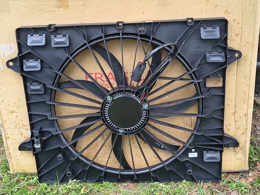 2018–2024 Chevrolet Traverse & 2018–2023 Buick Enclave Radiator Engine Cooling Fan Assembly (3.6L V6 w/ Heavy Duty Cooling) 🚘❄️