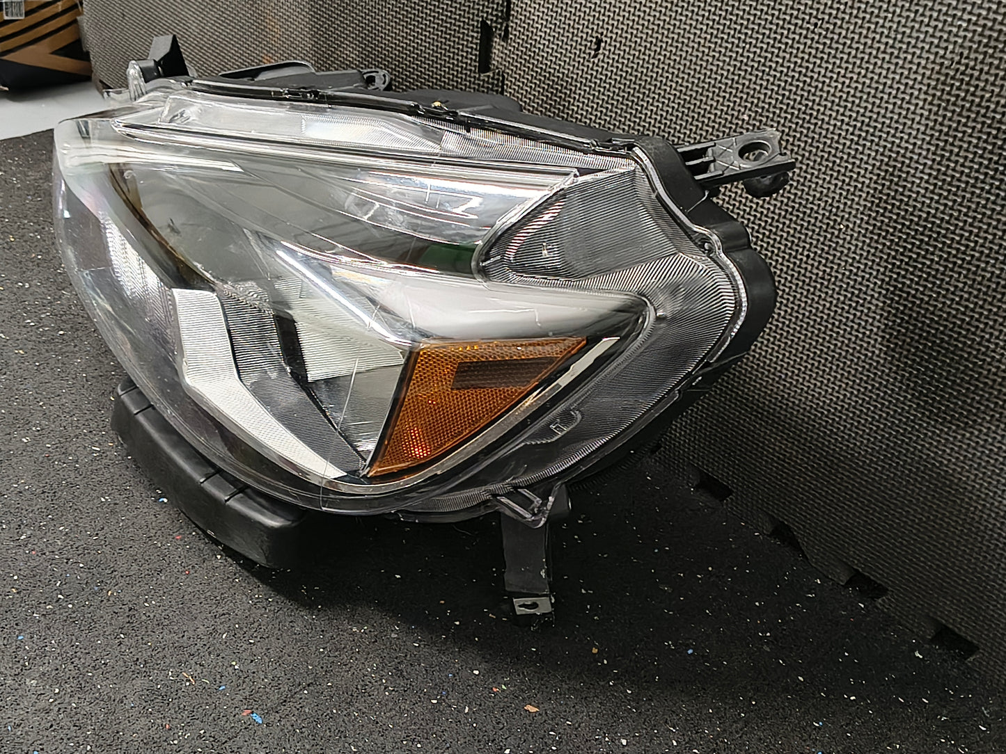 2013–2015 Nissan Sentra Driver Side Halogen Headlight Assembly (1.8L Engine) 🚘💡