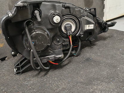 2013–2015 Nissan Sentra Driver Side Halogen Headlight Assembly (1.8L Engine) 🚘💡