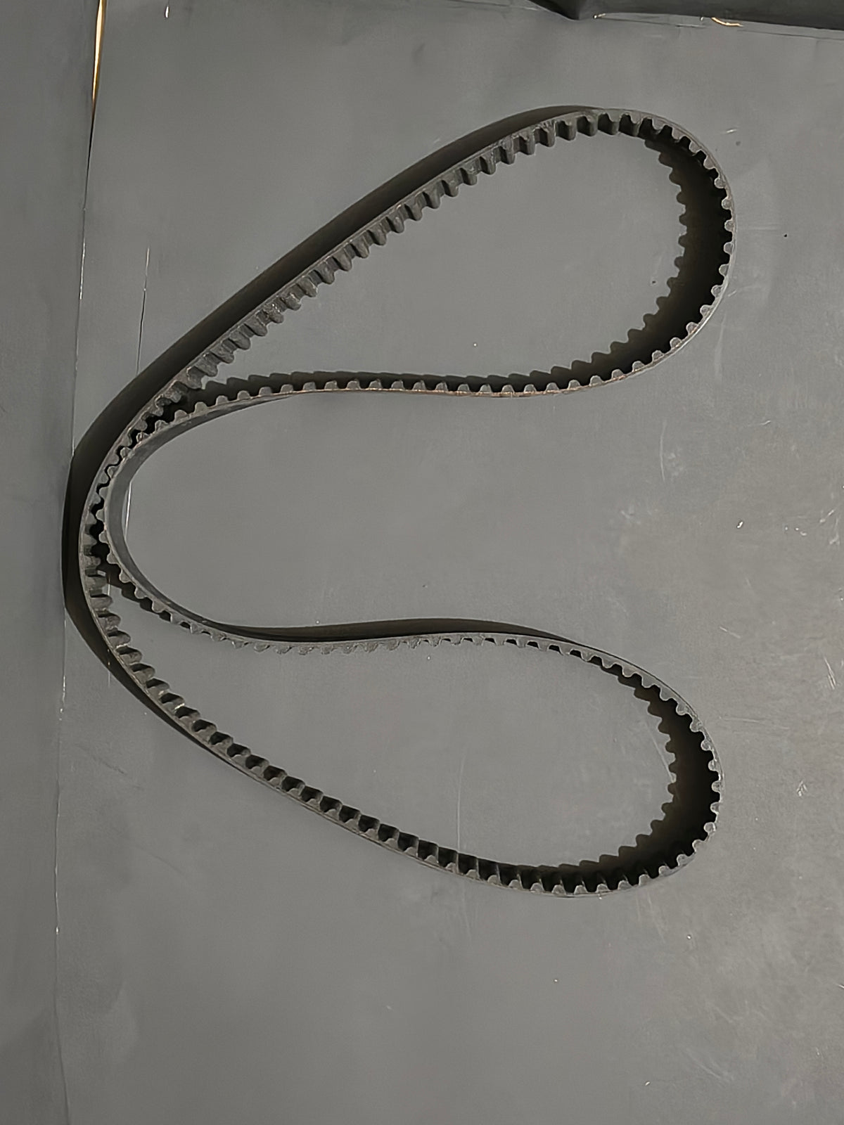 1993–2004 Volvo 850 / 960 / C70 / S70 / V70 / S40 / V40 Genuine Engine Timing Belt 🚘⚙️