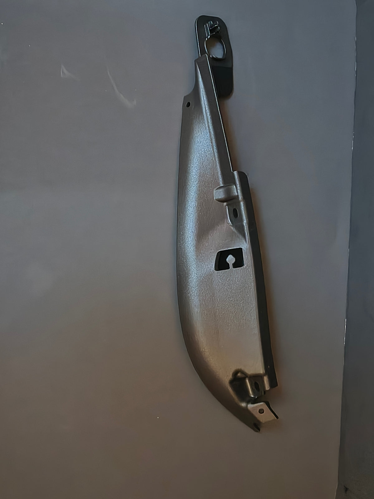 2017–2025 Volvo Genuine Seat Back Panel Bracket 🚘💺