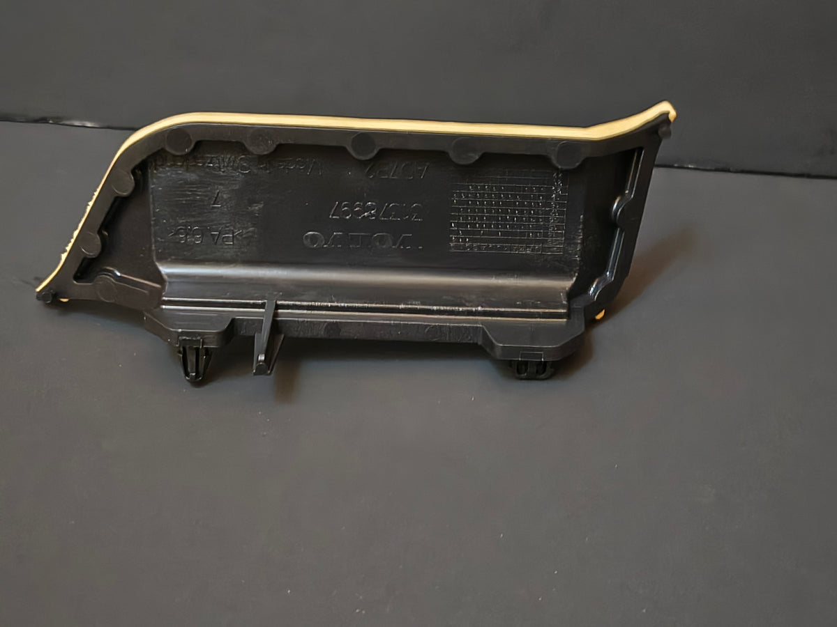2016–2026 Volvo XC90 Genuine Floor Pan Reinforcement Seal 🚘🛡️