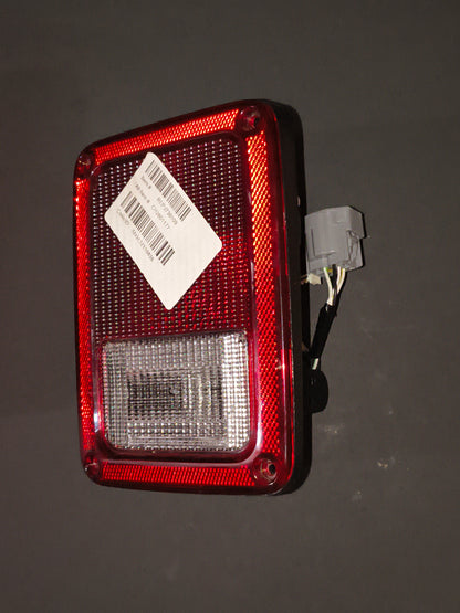 2007–2018 Jeep Wrangler Driver & Passenger Side Halogen Tail Light Pair 🚘💡