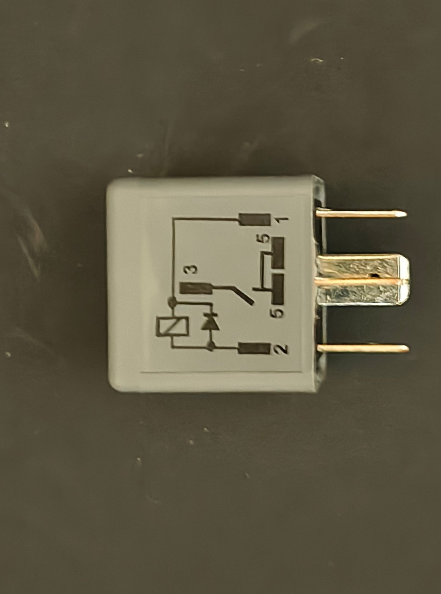 1985–2004 Volvo Multi-Purpose System Relay (Genuine OE 9494424) 🚘⚡