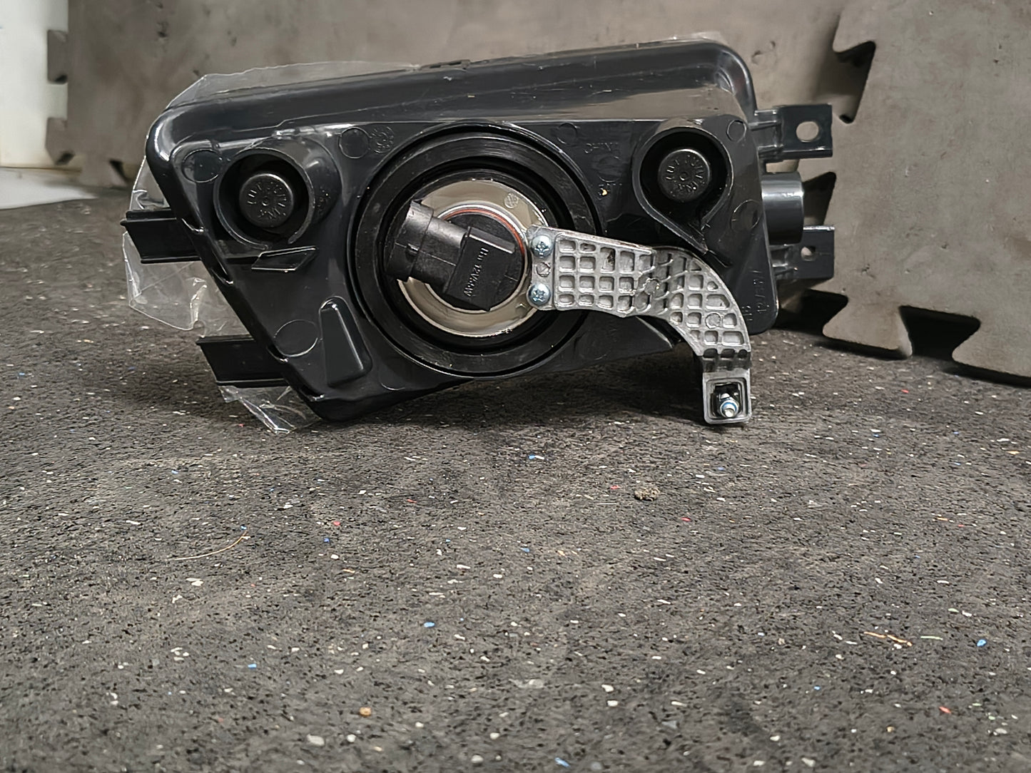 2012–2015 Volkswagen Passat Driver & Passenger Side Halogen Fog Light Pair 🌫️
