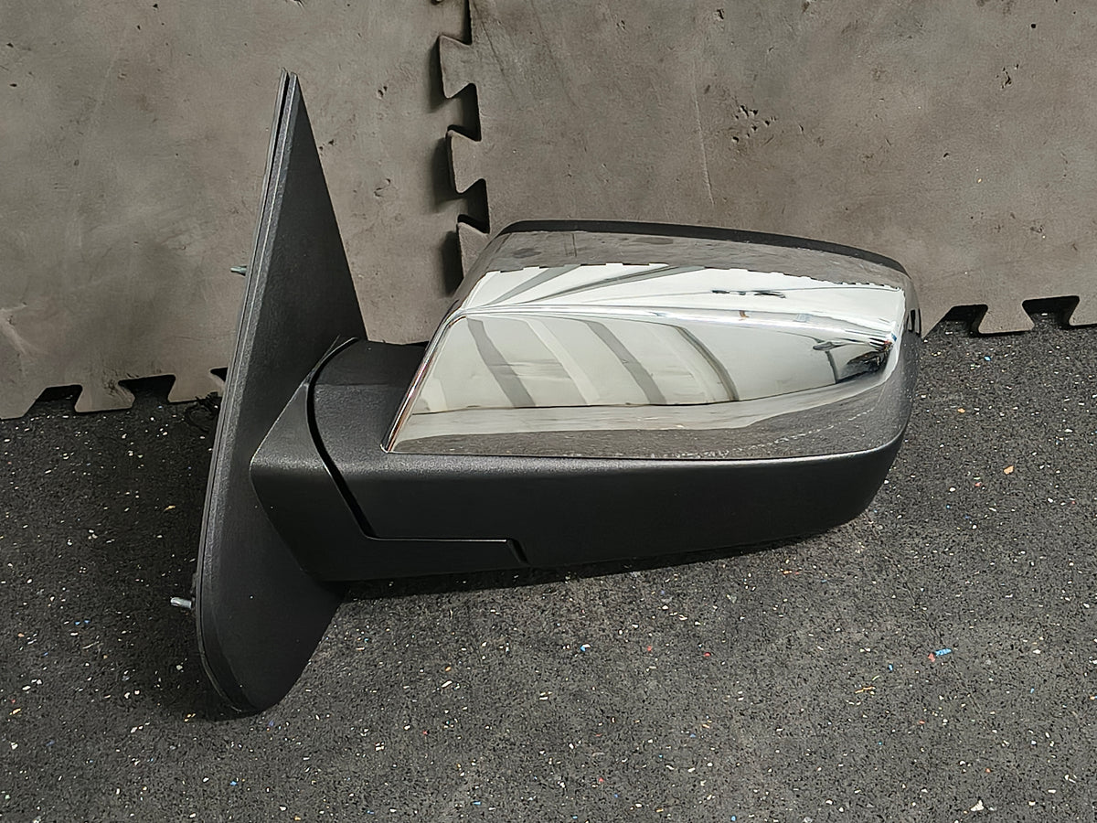 2014–2019 Chevrolet Silverado & GMC Sierra Driver Side Power Folding Mirror 🪞⚡