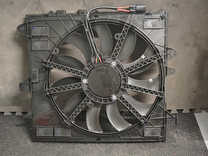 2021–2024 Chevrolet Camaro 6.2L V8 Cooling Fan Assembly 🚘⚙️