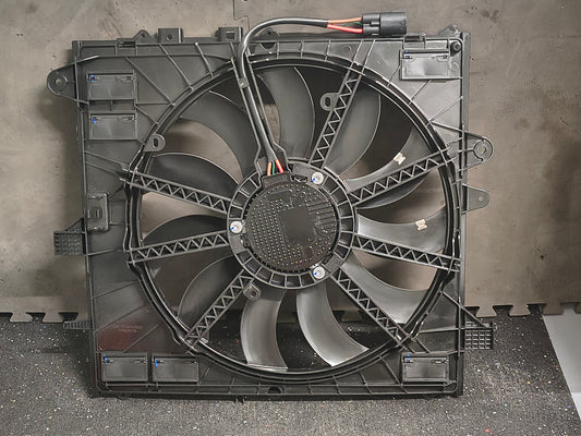 2021–2024 Chevrolet Camaro 6.2L V8 Cooling Fan Assembly 🚘⚙️