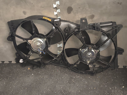 2002–2006 Mazda MPV Dual Radiator & Condenser Fan Assembly (w/o Tow Package) 🚘⚙️