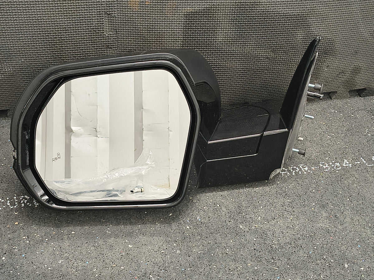 2022–2024 Toyota Tundra Driver Side Power Heated Mirror (w/ Blind Spot & Signal) 🚘⚙️