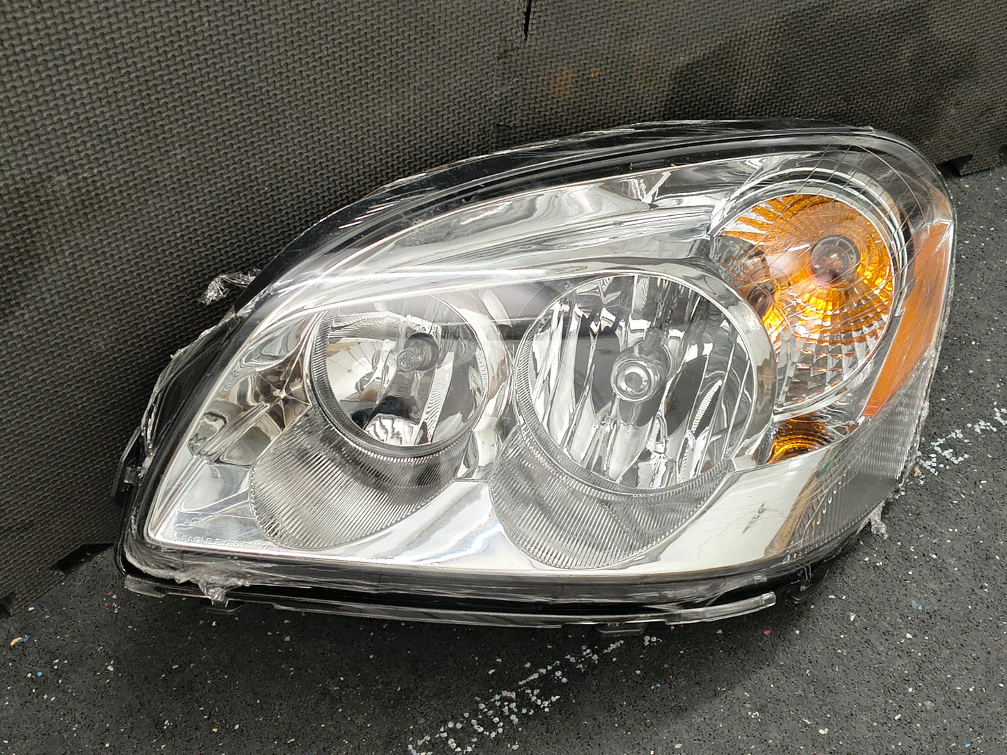 2006–2008 Buick Lucerne Driver Side Halogen Headlight Assembly (CX / CXL / CXS) 🚘💡