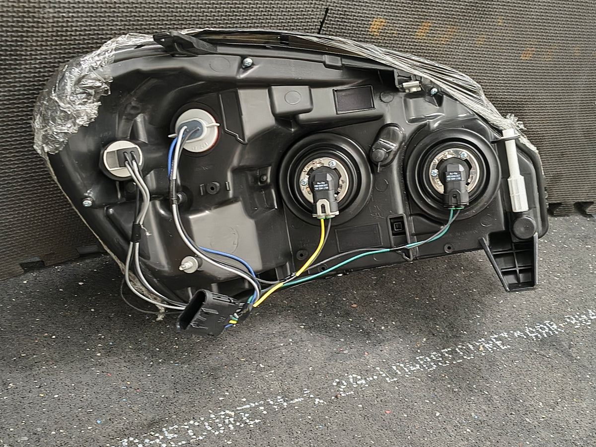 2006–2008 Buick Lucerne Driver Side Halogen Headlight Assembly (CX / CXL / CXS) 🚘💡