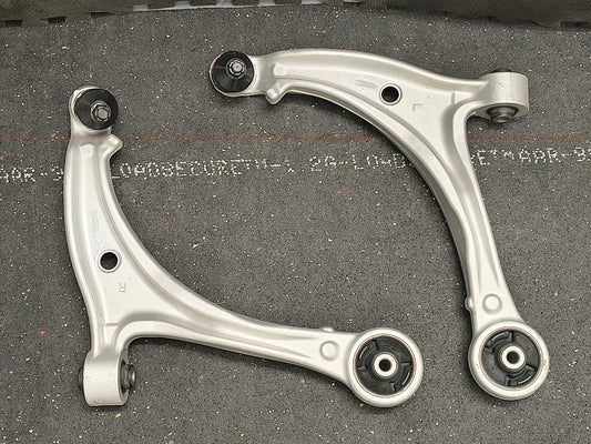 2005–2010 Honda Odyssey Front Lower Control Arm Assembly Set with Ball Joints (Pair) 🚘🔧