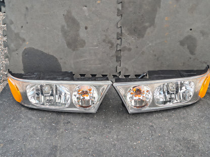 1998–2002 Lincoln Navigator & 2002 Lincoln Blackwood Driver & Passenger Halogen Headlight Set 🚘💡