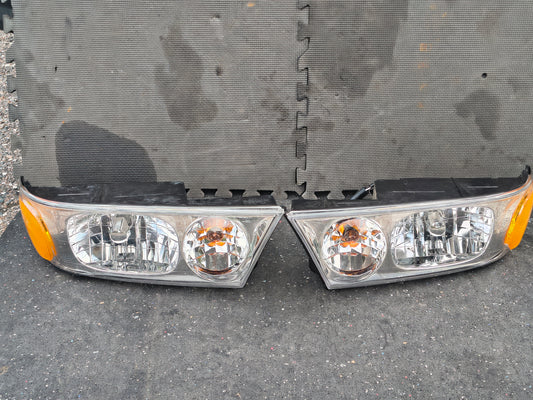 1998–2002 Lincoln Navigator & 2002 Lincoln Blackwood Driver & Passenger Halogen Headlight Set 🚘💡