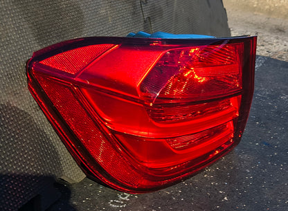 2012–2015 BMW 3 Series Driver Side Outer Tail Light Assembly (F30 Sedan / Halogen, Without Bulb) 🚘💡