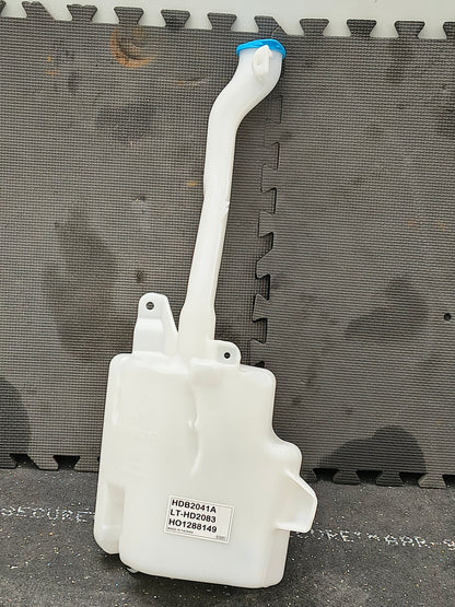 2003–2011 Honda Element Windshield Washer Reservoir Assembly with Pump 🚘💦
