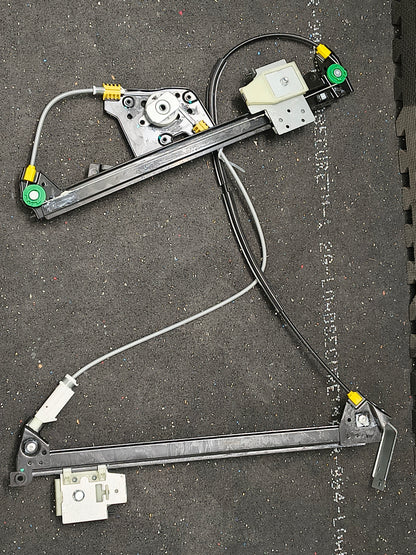 2008–2013 BMW 1 Series Front Driver Side Power Window Regulator (Without Motor) 🚘🪟