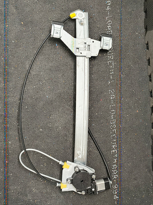 2006–2010 Chrysler PT Cruiser Wagon Front Passenger Side Power Window Regulator Assembly (With Motor) 🚘🪟