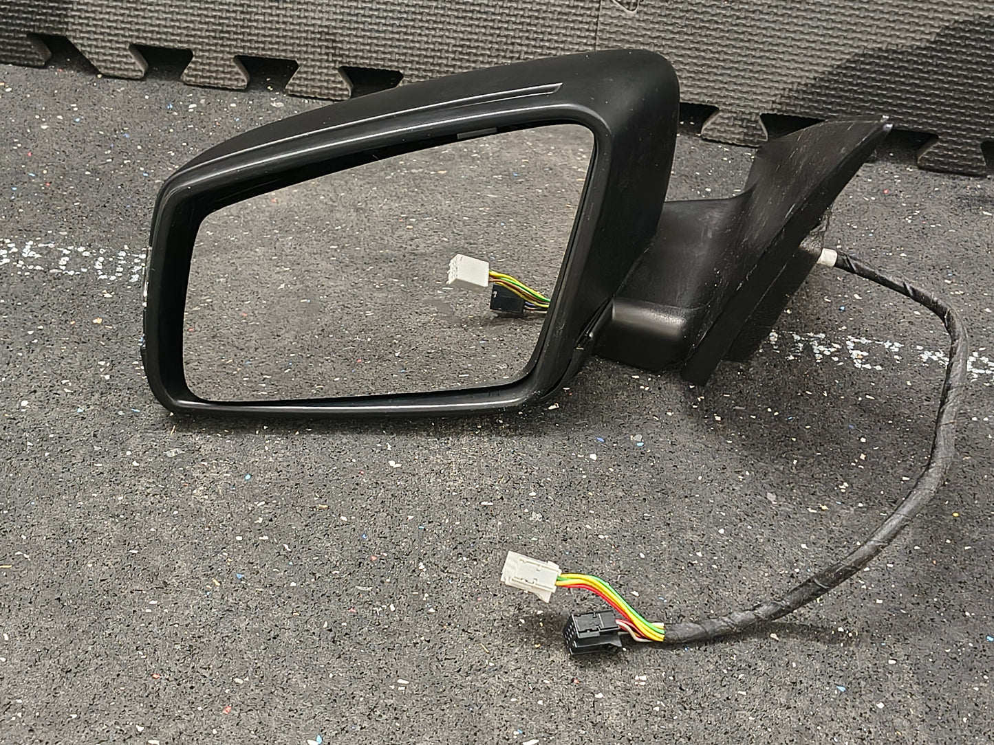 2008–2014 Mercedes-Benz C-Class Driver Side Power Folding Heated Mirror (With Memory & Turn Signal) 🚘🪞