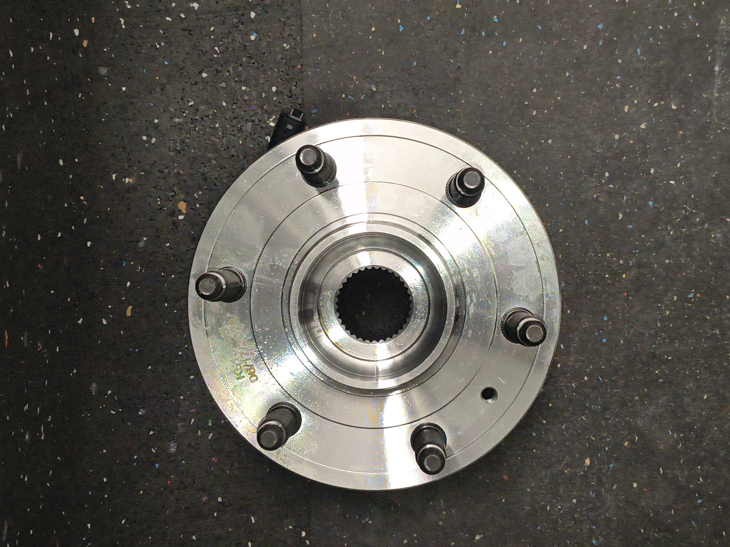 2007–2014 Chevy Silverado, Suburban, Tahoe, GMC Sierra, Yukon & Cadillac Escalade Front Wheel Hub & Bearing Assembly 🚘⚡