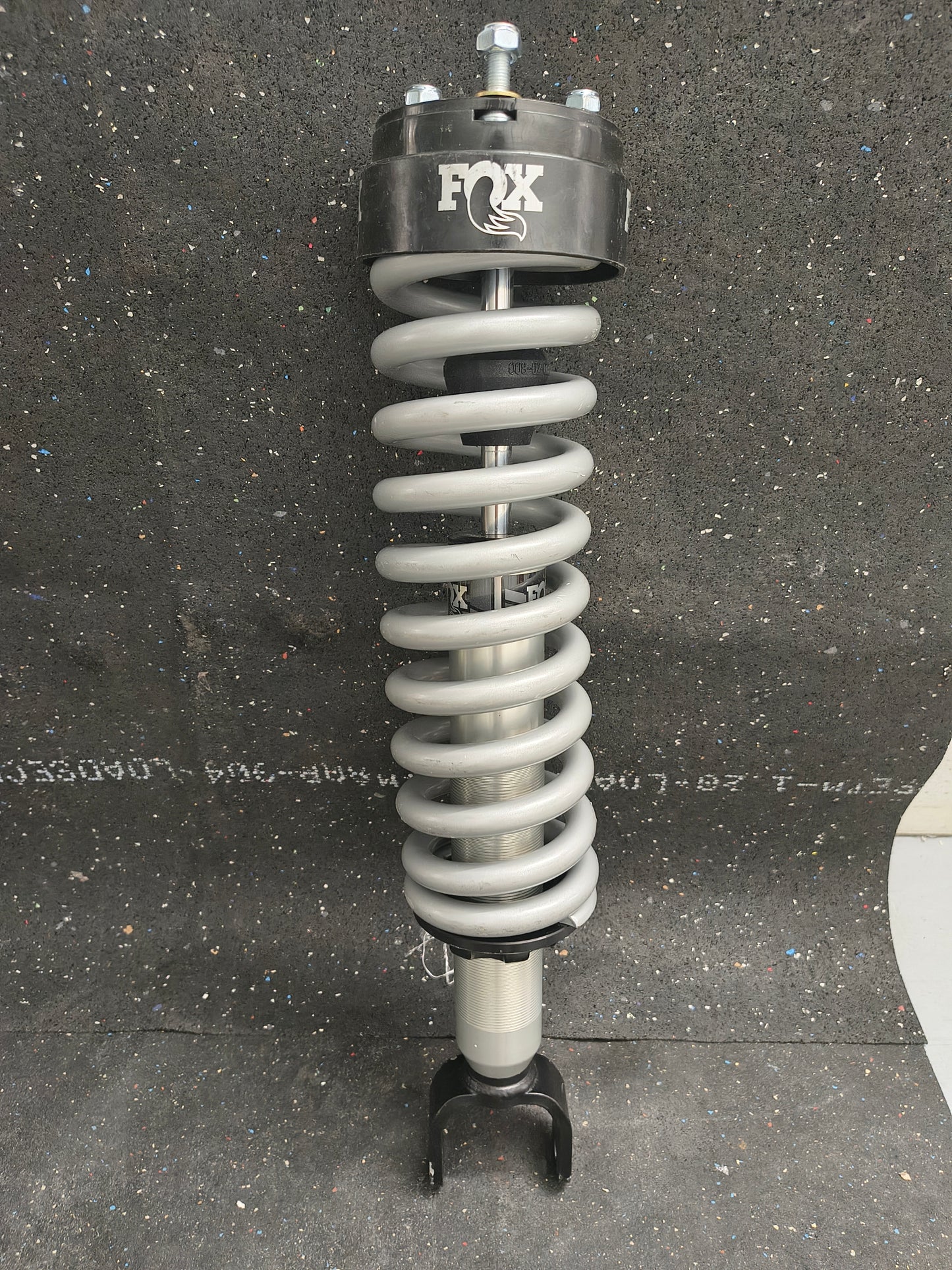 2009–2018 Ram 1500 & 2019–2024 Ram 1500 Classic Fox 2.0 Performance Series Front Coilovers 🚘🏋️