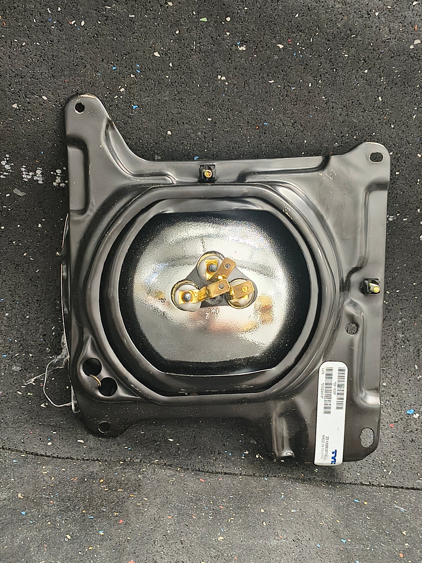 1986–1997 Nissan Hardbody (D21) Pickup Passenger Side Halogen Sealed Beam Headlight Assembly 🚘🔻🚨