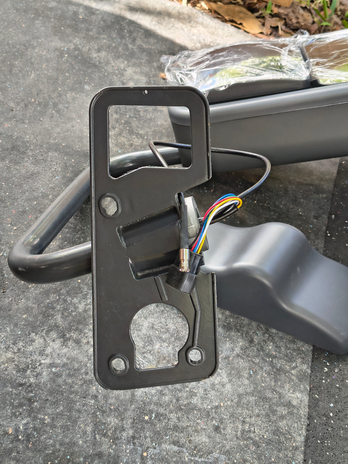 2002–2011 Freightliner Columbia Driver Side Power Towing Door Mirror 🚛🪞