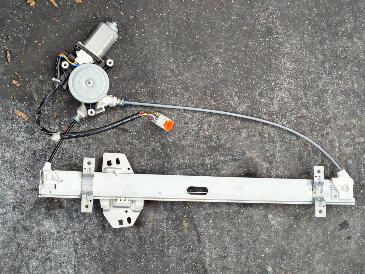 2003–2006 Acura MDX Front Passenger Side Power Window Regulator w/ Motor (6-Pin Connector) 🚘🪟