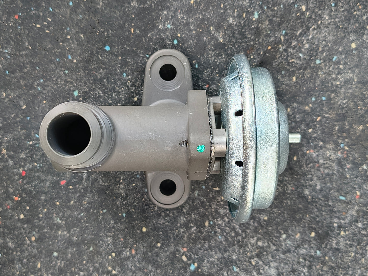 1996–1999 Toyota Celica, RAV4 & Camry Exhaust Gas Recirculation (EGR) Valve w/ Gasket 🚘💨